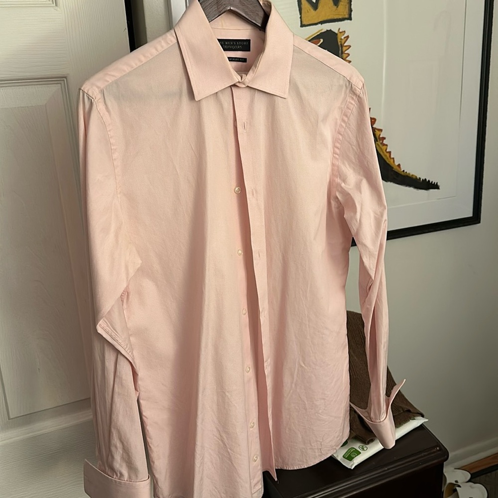 Bloomingdales Men’s Dress Shirt 15 Neck and 32/33 Arm